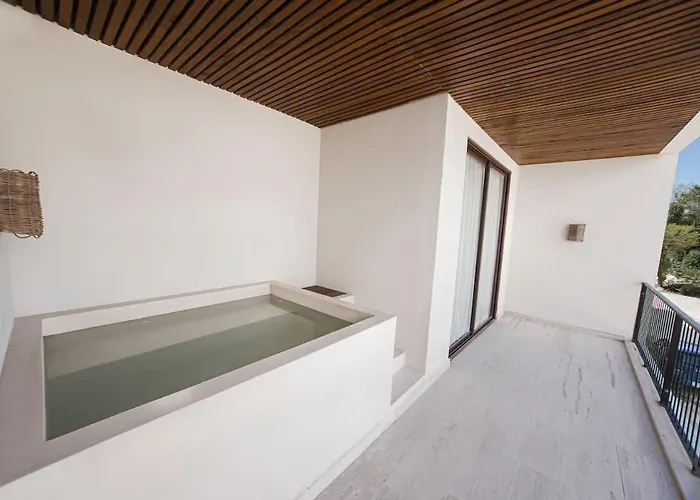Exclusive Experience At La Veleta Oriana *